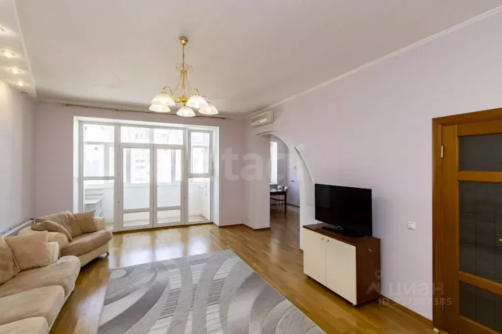 3-к кв. Тюменская область, Тюмень ул. Малыгина, 59 (115.9 м) - Фото 1