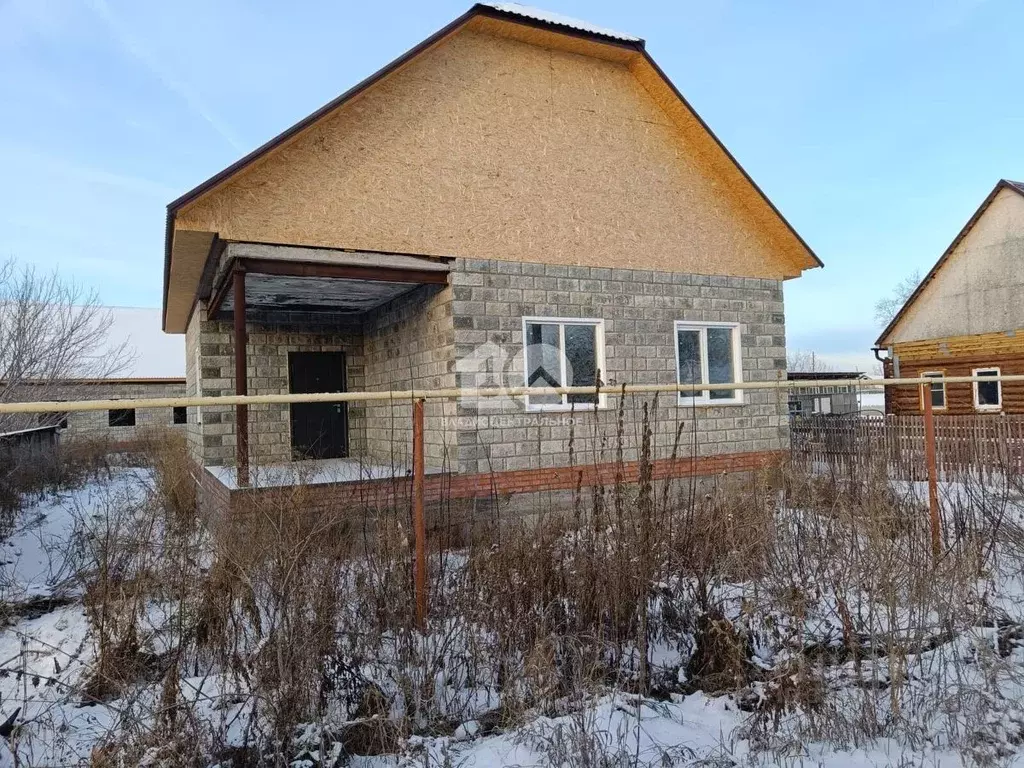 Дом в Новосибирская область, Каргат Промышленная ул., 51 (100 м) - Фото 1