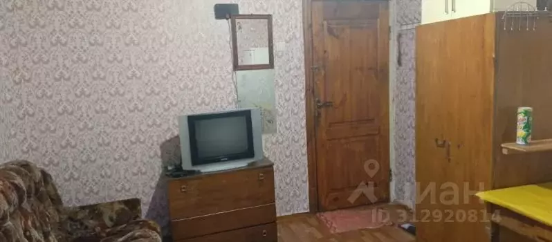 Комната Курская область, Курск ул. 50 лет Октября, 167к2 (12.0 м) - Фото 1