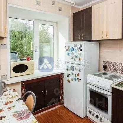 2-к кв. Тюменская область, Тюмень Минская ул., 96 (43.0 м) - Фото 0