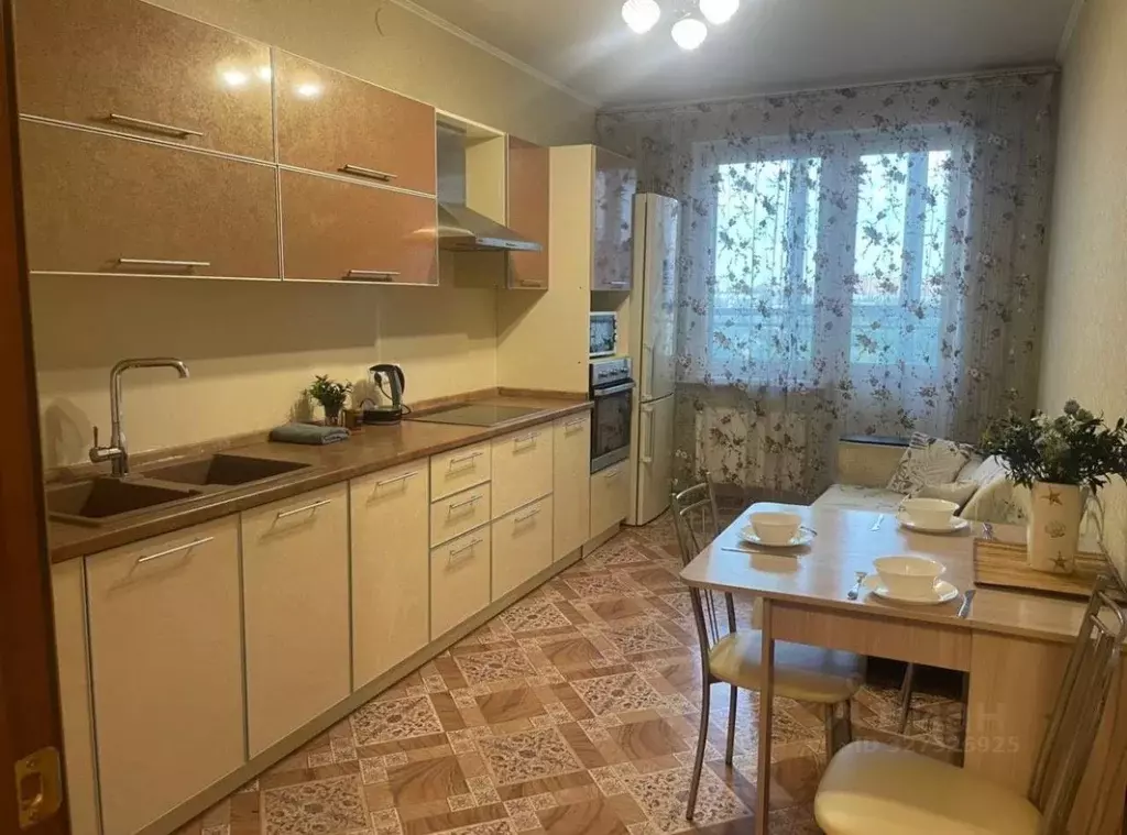 1-к кв. Татарстан, Казань ул. Сибирский Тракт, 13 (53.0 м) - Фото 1