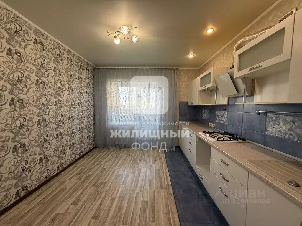 3-к кв. Саратовская область, Энгельс Степная ул., 57 (88.0 м) - Фото 2