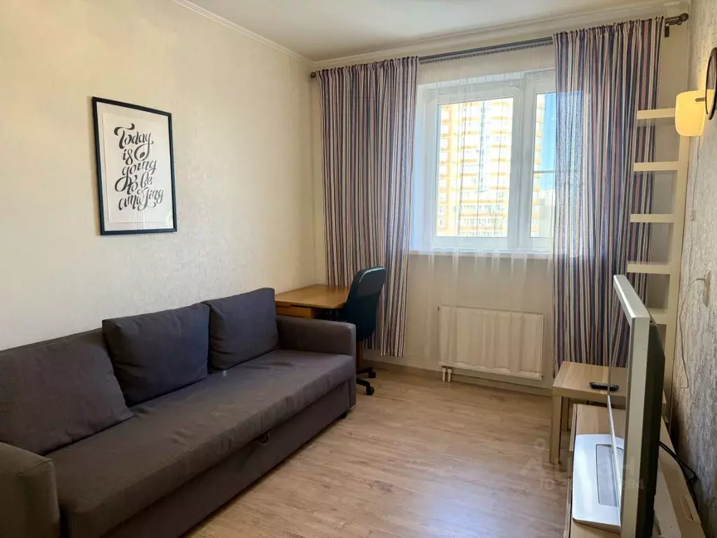 1-к кв. Московская область, Химки Ленинский просп., 33к1 (33.4 м) - Фото 0