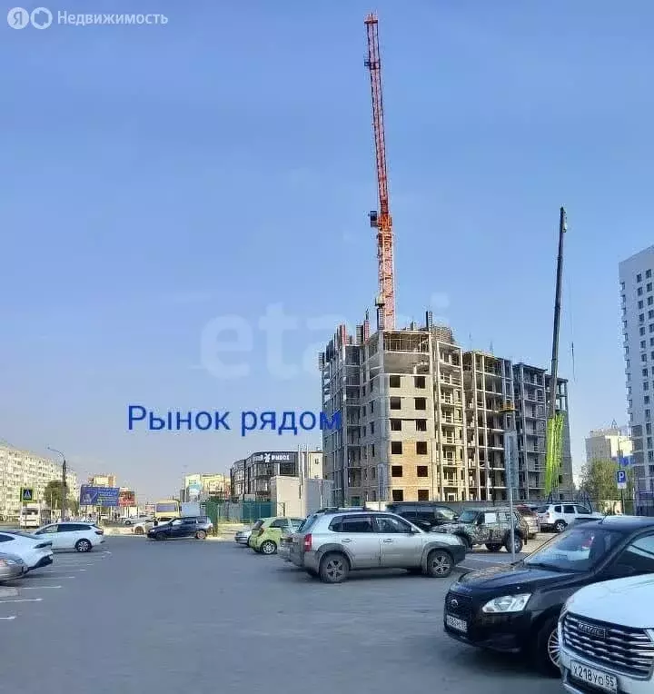 2-комнатная квартира: Омск, улица 70 лет Октября, 3/5 (56 м) - Фото 0