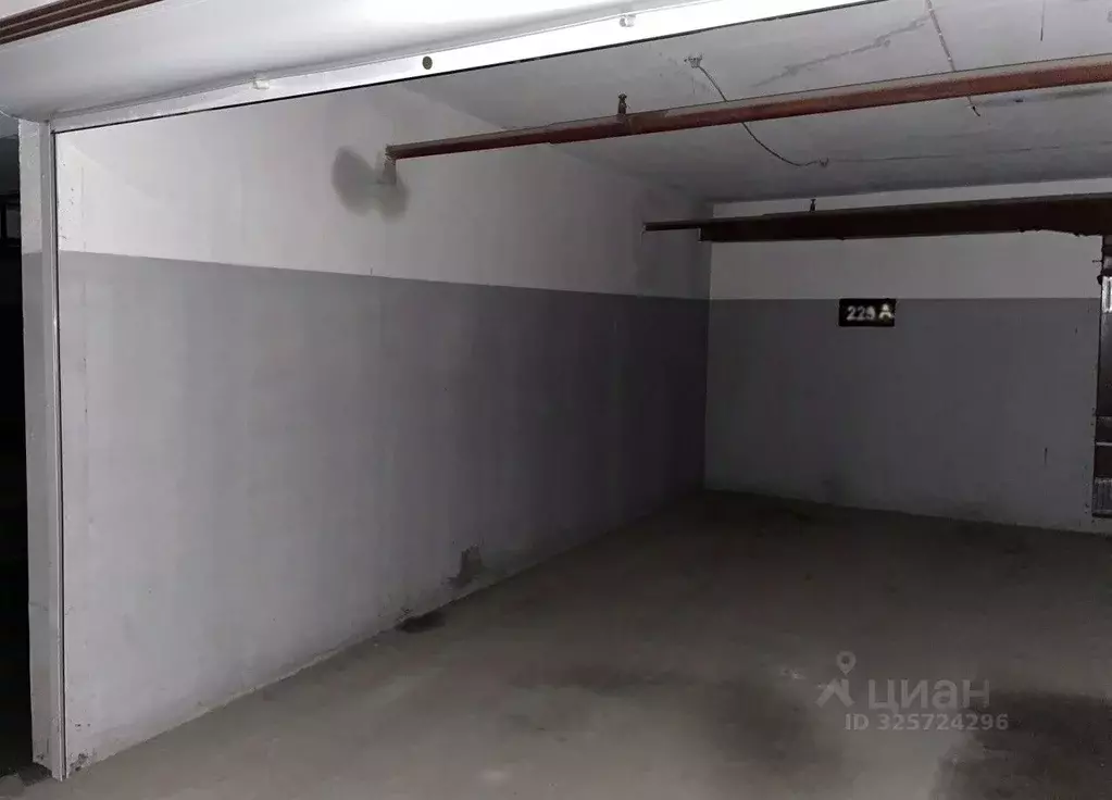 Гараж в Свердловская область, Екатеринбург ул. Хохрякова, 72А (16 м) - Фото 1