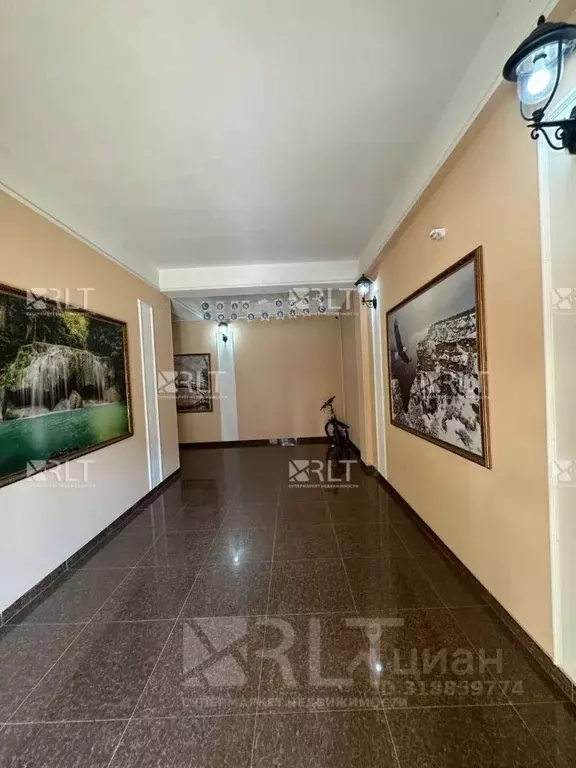 3-к кв. Дагестан, Махачкала ул. Циолковского, 11к2 (117.0 м) - Фото 1