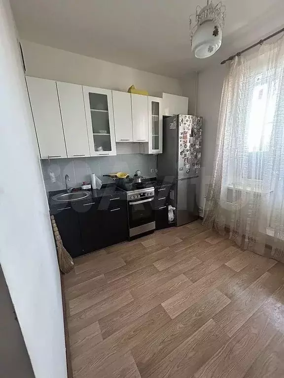 1-к. квартира, 37 м, 9/17 эт. - Фото 1