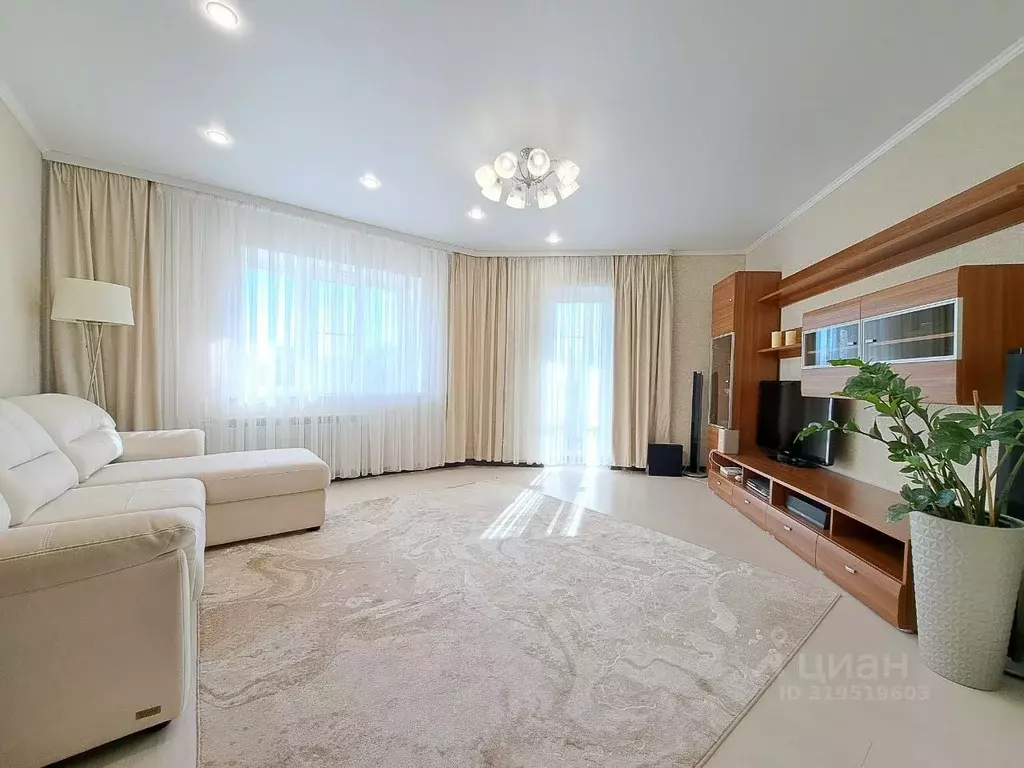 3-к кв. Калужская область, Калуга бул. Солнечный, 4к2 (84.0 м) - Фото 1