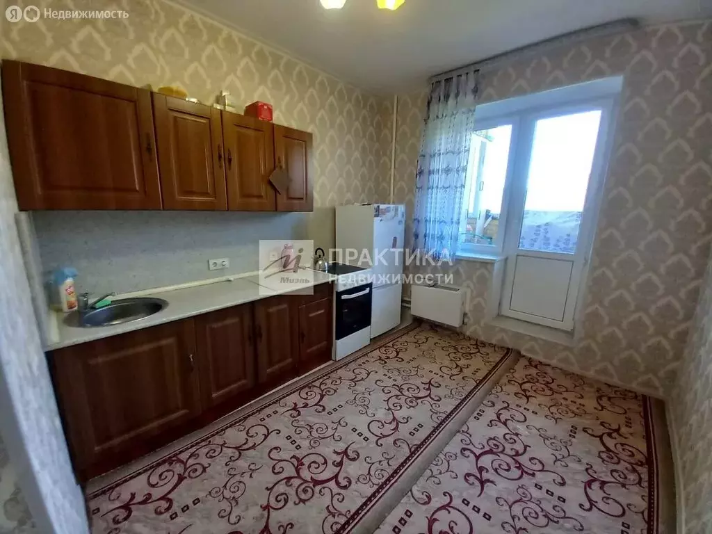 1-комнатная квартира: посёлок городского типа Свердловский, Берёзовая ... - Фото 1