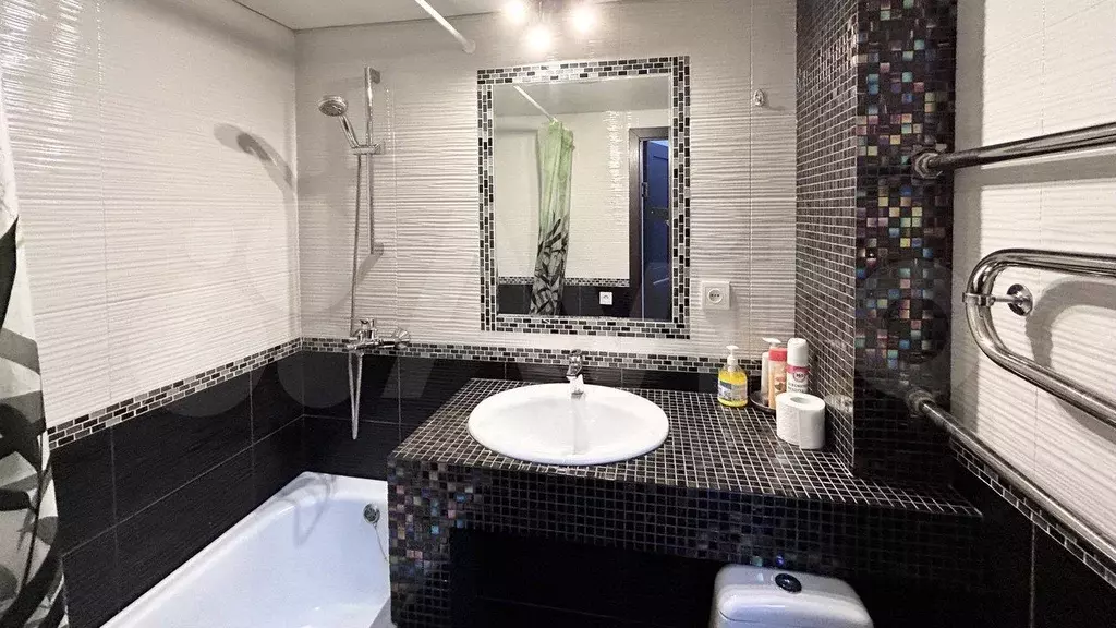 1-к. квартира, 40 м, 2/10 эт. - Фото 0