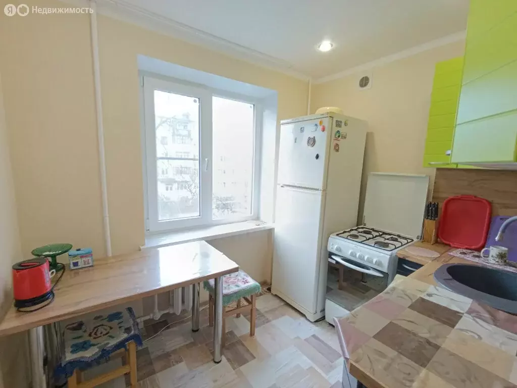 2-комнатная квартира: Ейск, улица Розы Люксембург, 179 (50.2 м) - Фото 0