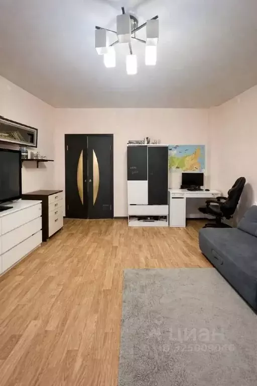 1-к кв. Красноярский край, Красноярск ул. Чернышевского, 81 (48.0 м) - Фото 1