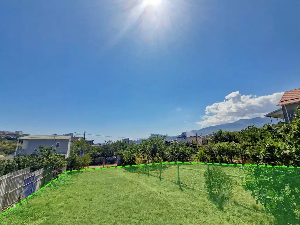 Участок в Крым, Алушта ш. Судакское (5.63 сот.) - Фото 1