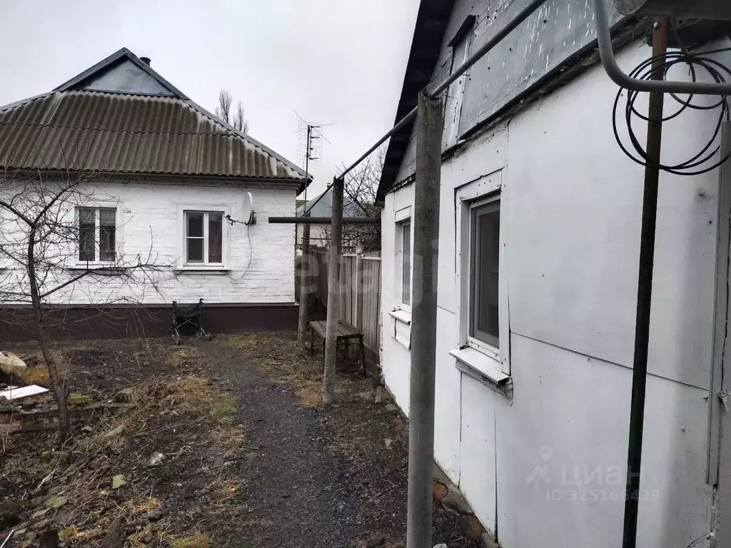 Дом в Белгородская область, Валуйки Юбилейная ул., 83 (61 м) - Фото 1