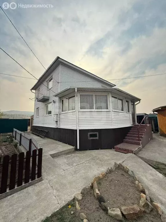 Дом в посёлок городского типа Атамановка, улица Матюгина (152.8 м) - Фото 0