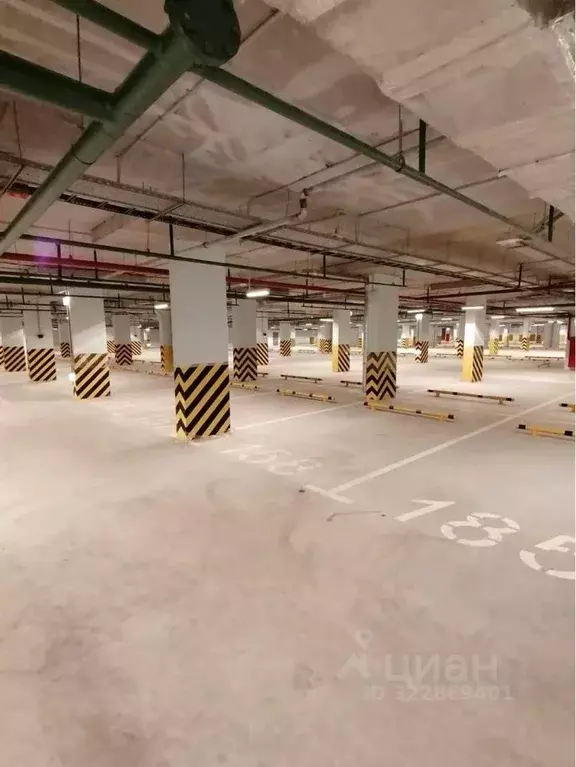 Гараж в Московская область, Ленинский городской округ, пос. Битца ... - Фото 1