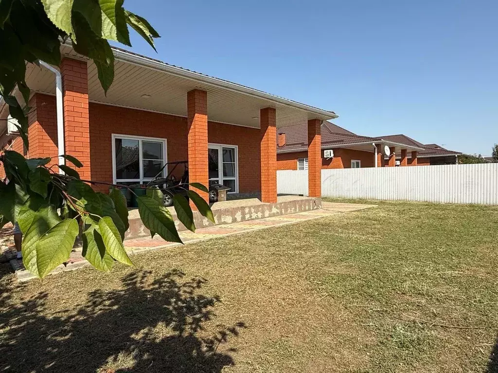 Дом в Краснодарский край, Динской район, с. Красносельское, Светлый ... - Фото 2