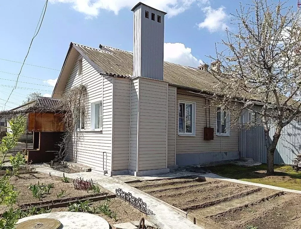 Дом в Волгоградская область, Волгоград Водораздельная ул. (61 м) - Фото 1