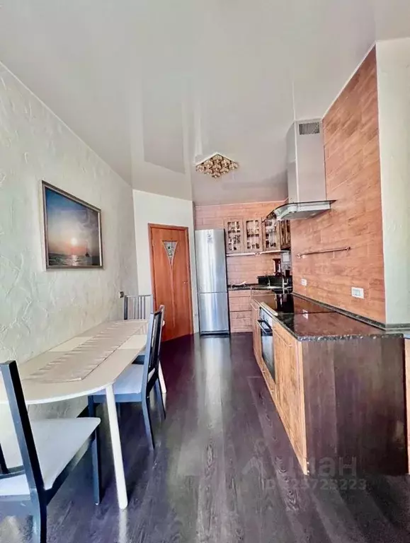 2-к кв. Свердловская область, Екатеринбург ул. Радищева, 33 (69.8 м) - Фото 1