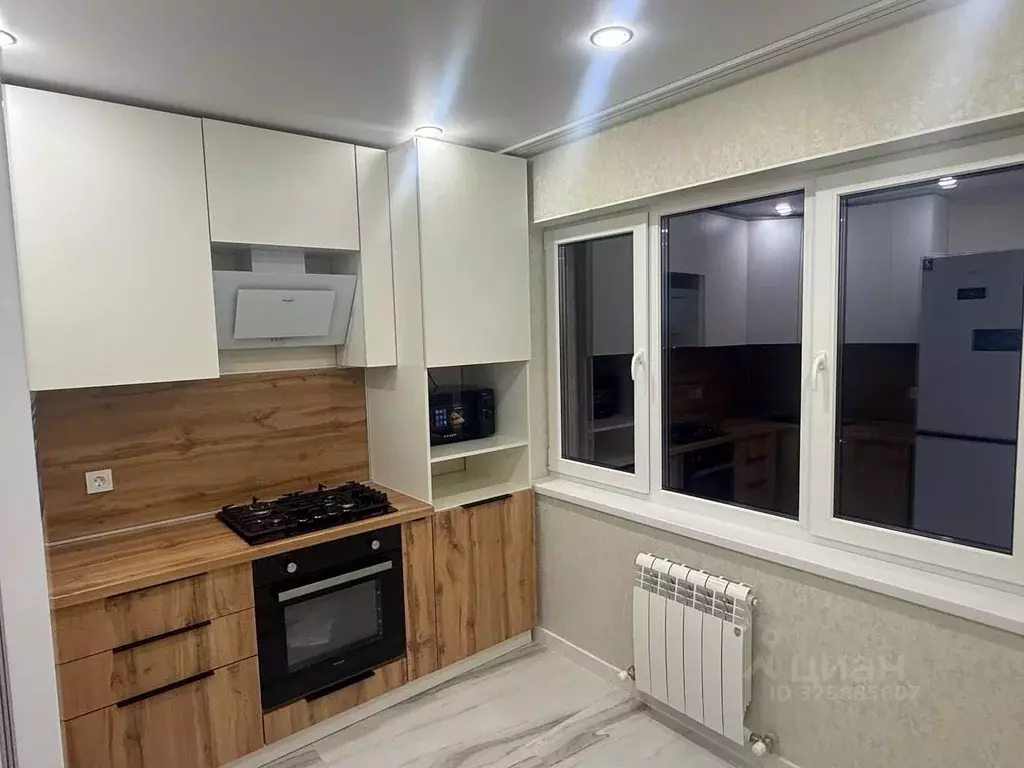 2-к кв. Краснодарский край, Сочи Бытха мкр, ул. Ворошиловская, 8 (52.0 ... - Фото 2