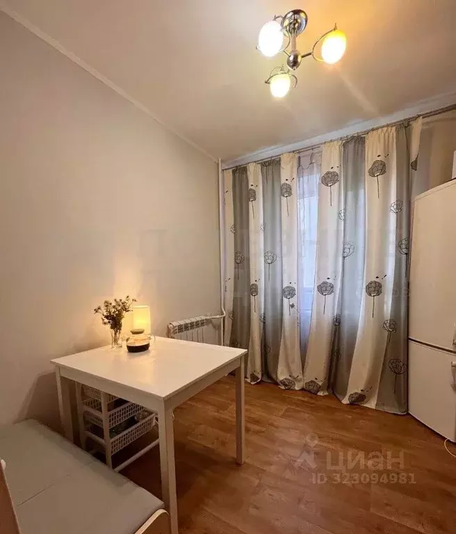 2-к кв. Новгородская область, Боровичи Заводская наб., 1 (49.0 м) - Фото 1