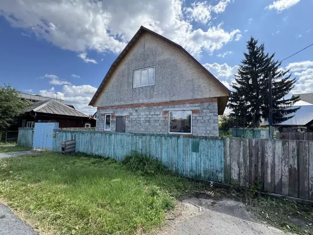 Дом в Тюменская область, Тюмень Новосибирская ул. (146 м) - Фото 0