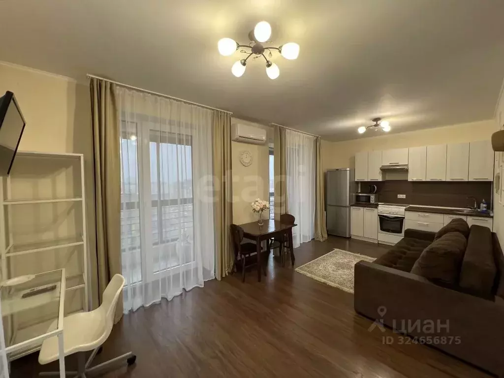 Студия Тюменская область, Тюмень ул. 50 лет Октября, 57Б (33.4 м) - Фото 1