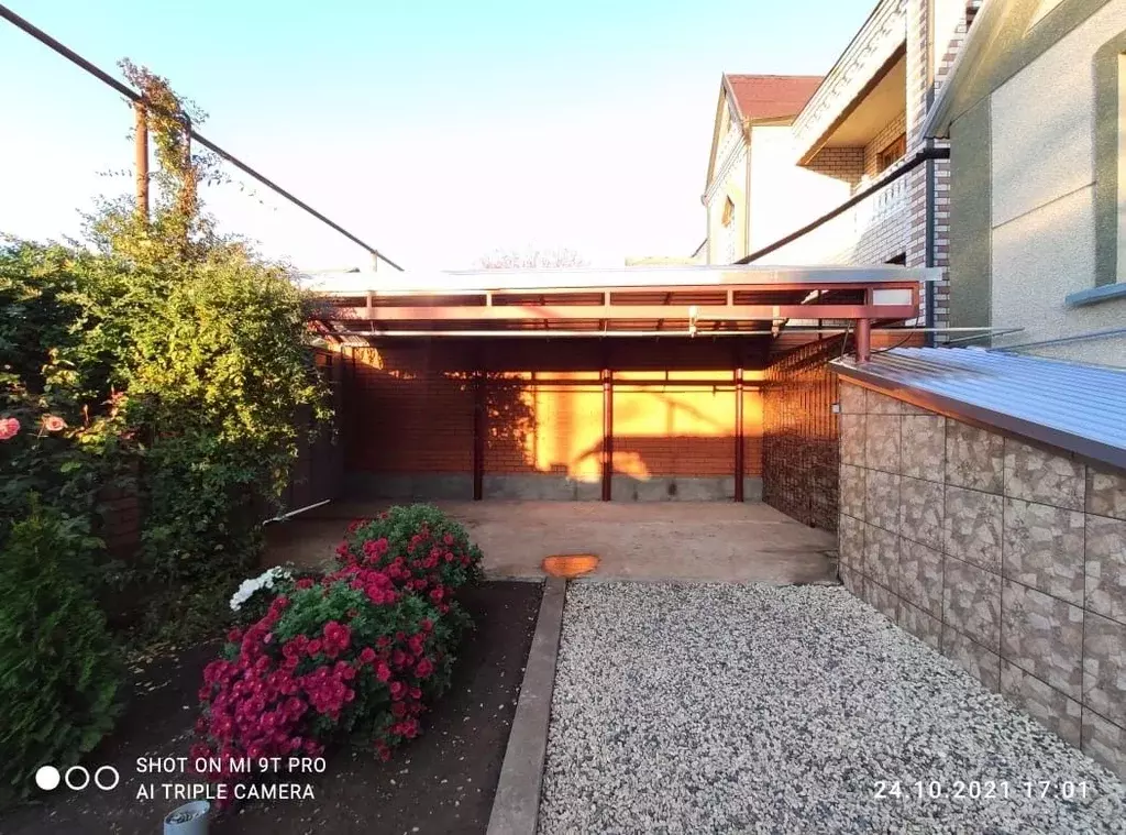 Дом в Крым, Симферополь ул. Маршала Рыбалко (100 м) - Фото 1