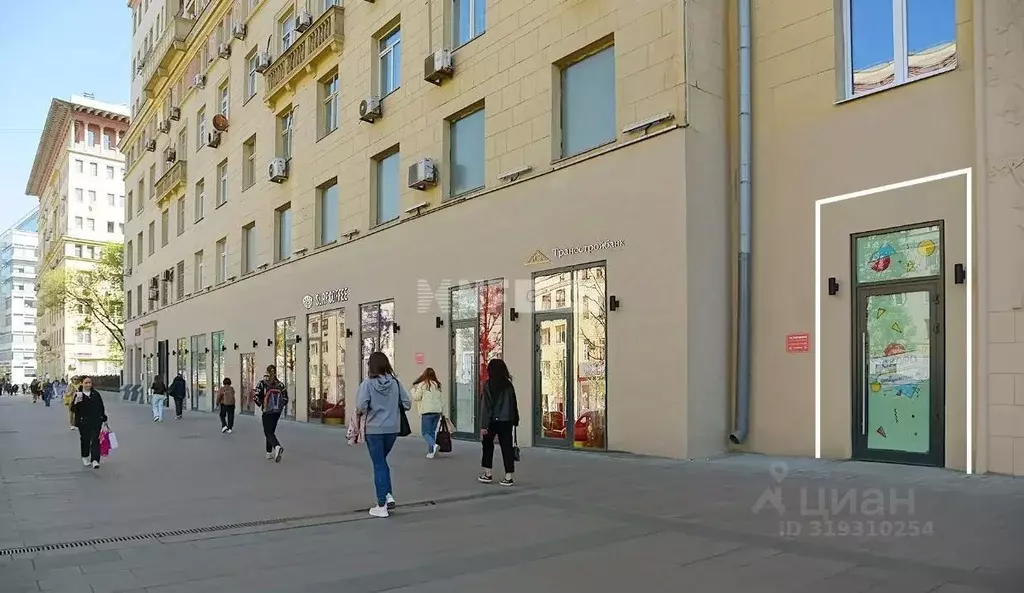 Помещение свободного назначения в Москва ул. Земляной Вал, 25 (50 м) - Фото 0