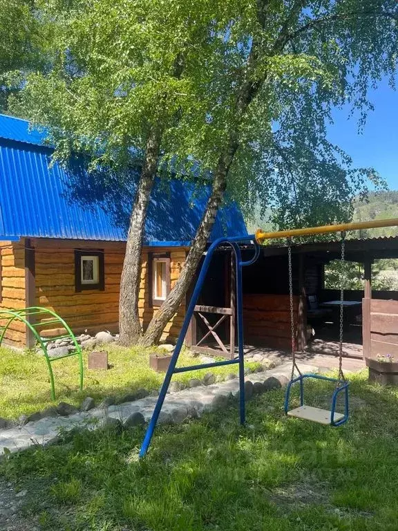 Комната Алтай, Чемальский район, с. Чемал ул. Кедровая, 3 - Фото 0