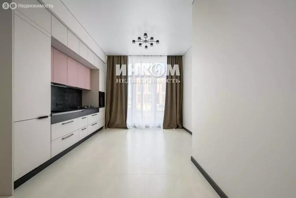 Дом в деревня Красный Посёлок, Шотландский бульвар (100 м) - Фото 1