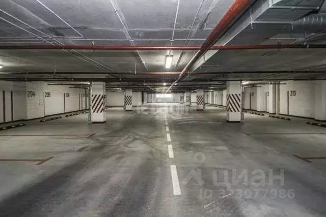 Гараж в Тюменская область, Тюмень ул. Тимофея Чаркова, 89 (13 м) - Фото 1