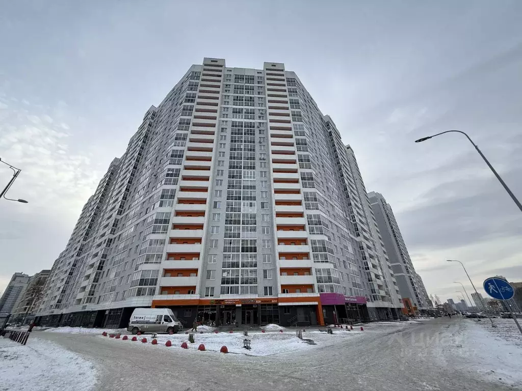 1-к кв. Свердловская область, Екатеринбург ул. Чкалова, 231 (51.9 м) - Фото 0