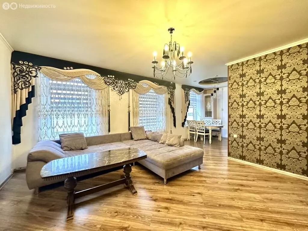 4-комнатная квартира: Гусев, Школьная улица, 12 (127 м) - Фото 1