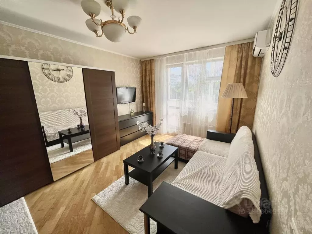 1-к кв. Москва ул. Кравченко, 11 (58.0 м) - Фото 0