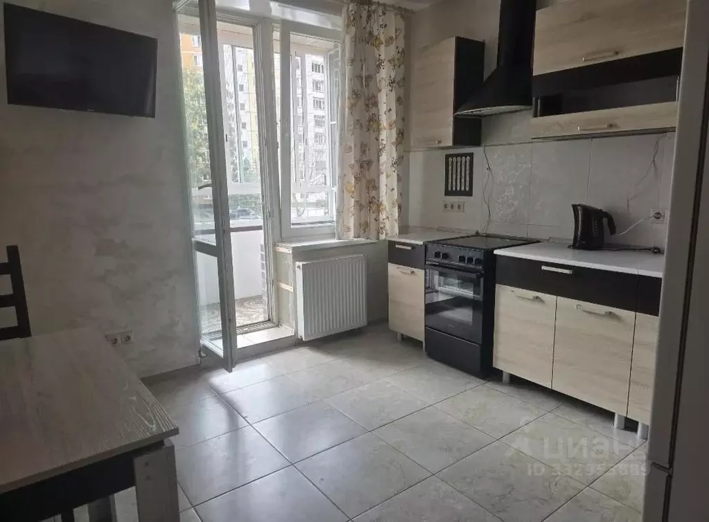 2-к кв. Московская область, Химки 9 Мая ул., 10В (63.3 м) - Фото 1