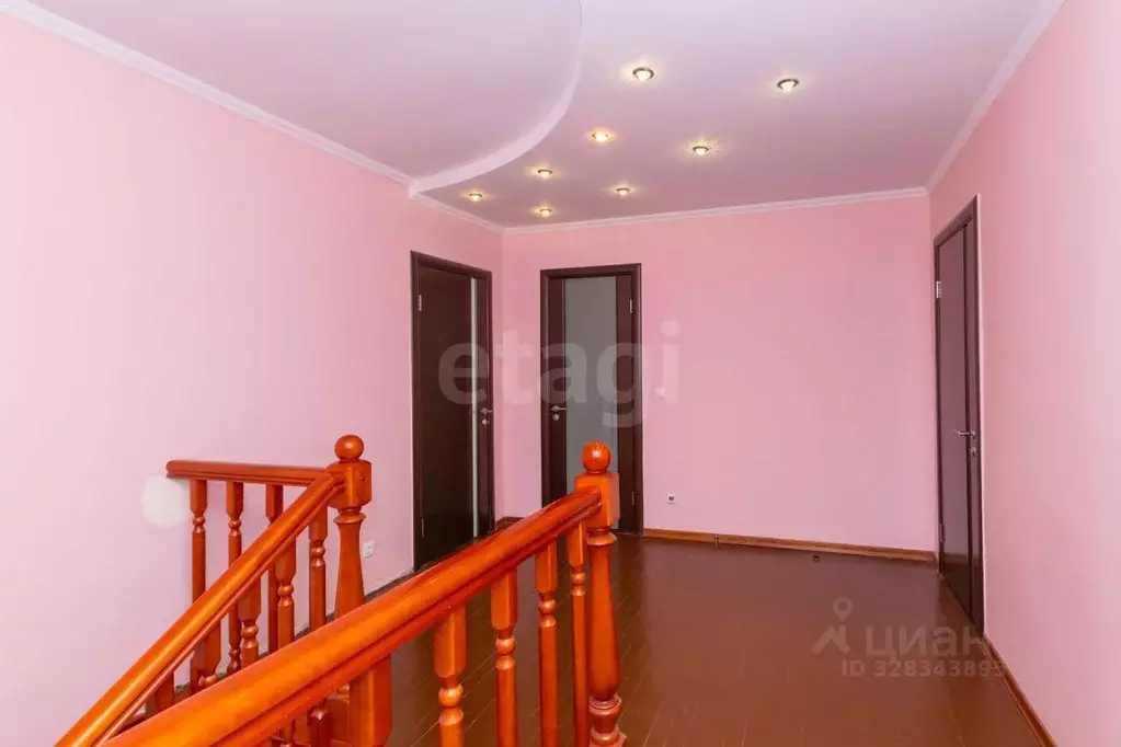 Дом в Тюменская область, Тюмень Матмасы мкр, ул. Белоярская (260 м) - Фото 1