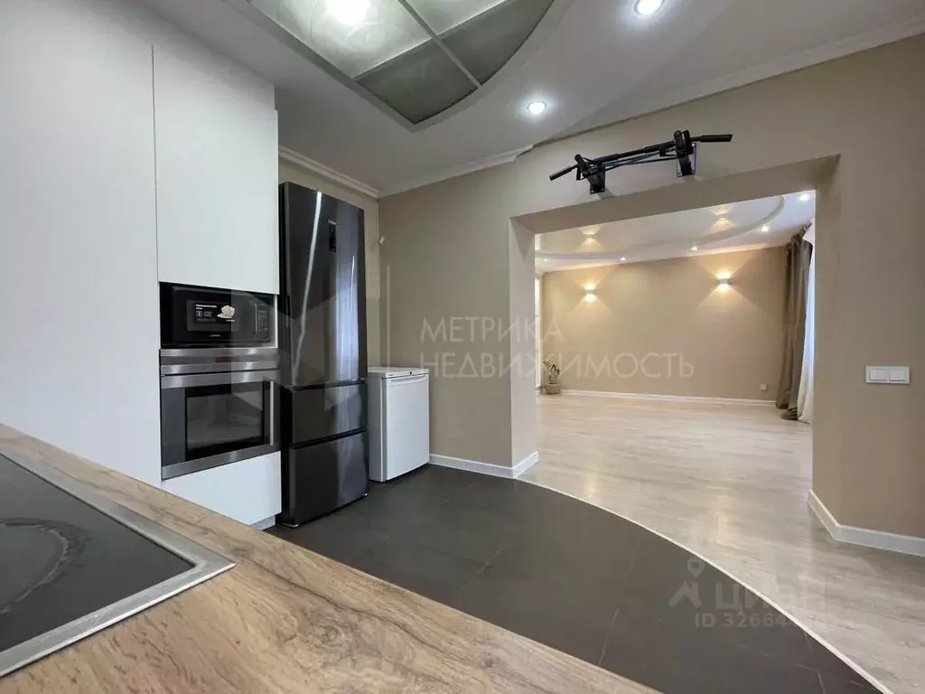 3-к кв. Тюменская область, Тюмень Заречный проезд, 6к2 (89.9 м) - Фото 1