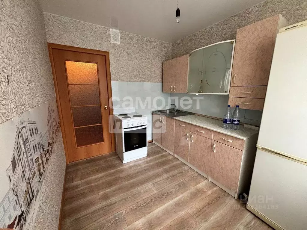 3-к кв. Челябинская область, Златоуст ул. 3-я Демидовская, 27 (64.8 м) - Фото 1