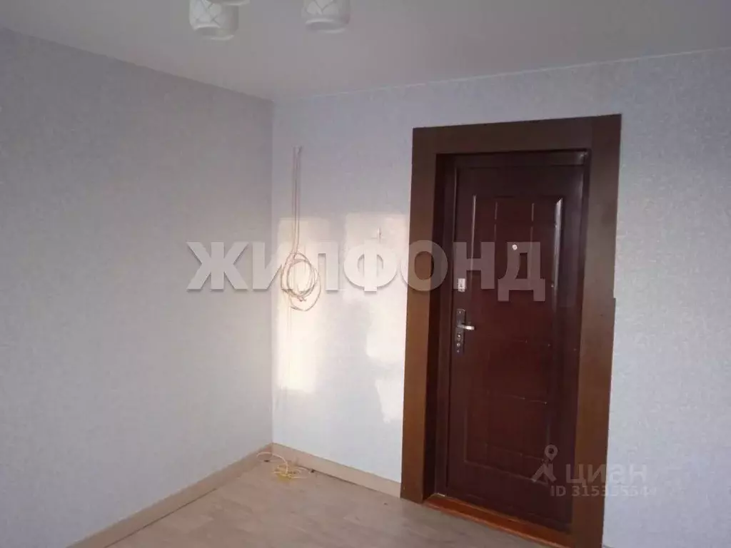 Комната Новосибирская область, Новосибирск Затулинский жилмассив, ул. ... - Фото 0