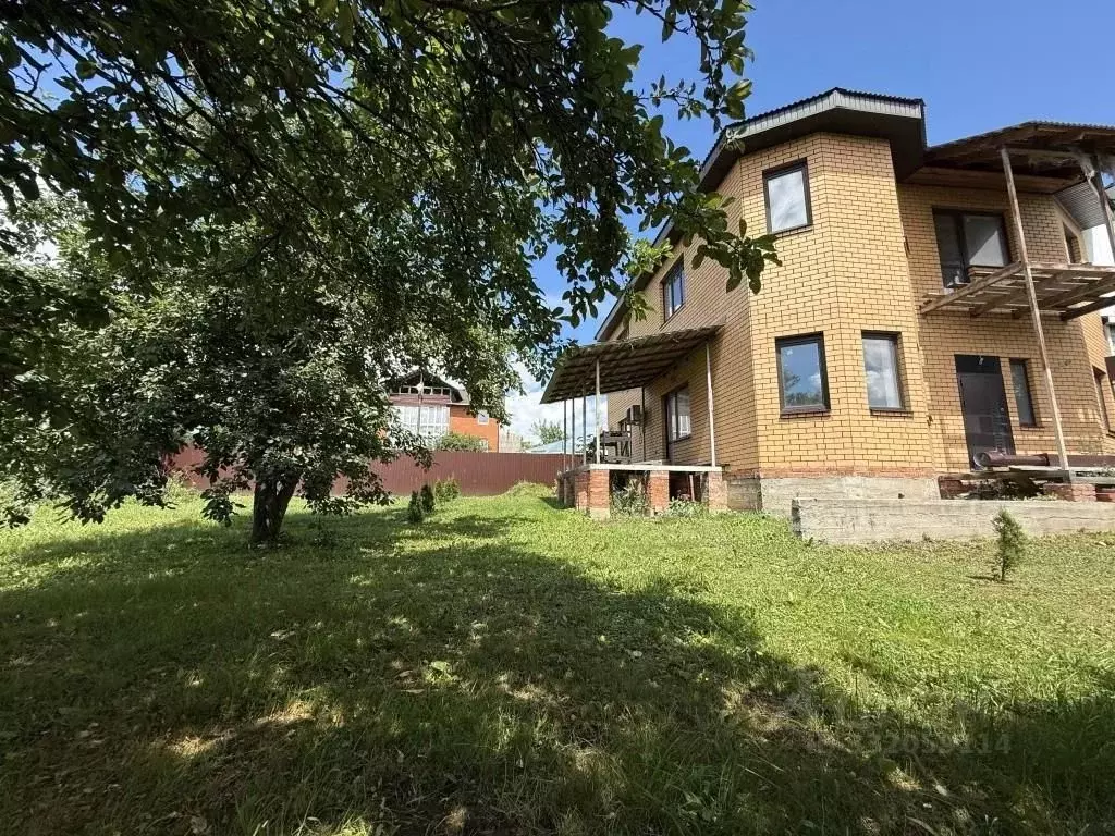 Дом в Тульская область, Тула ш. Московское, 64А (185 м) - Фото 1