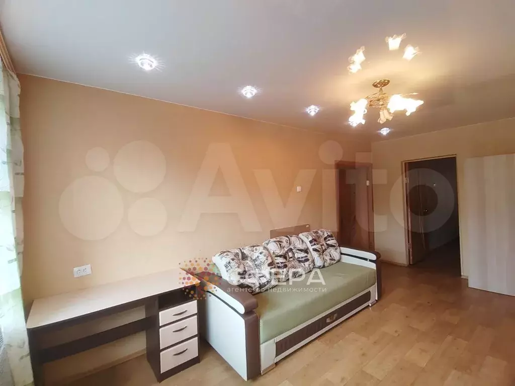 3-к. квартира, 60 м, 3/9 эт. - Фото 1