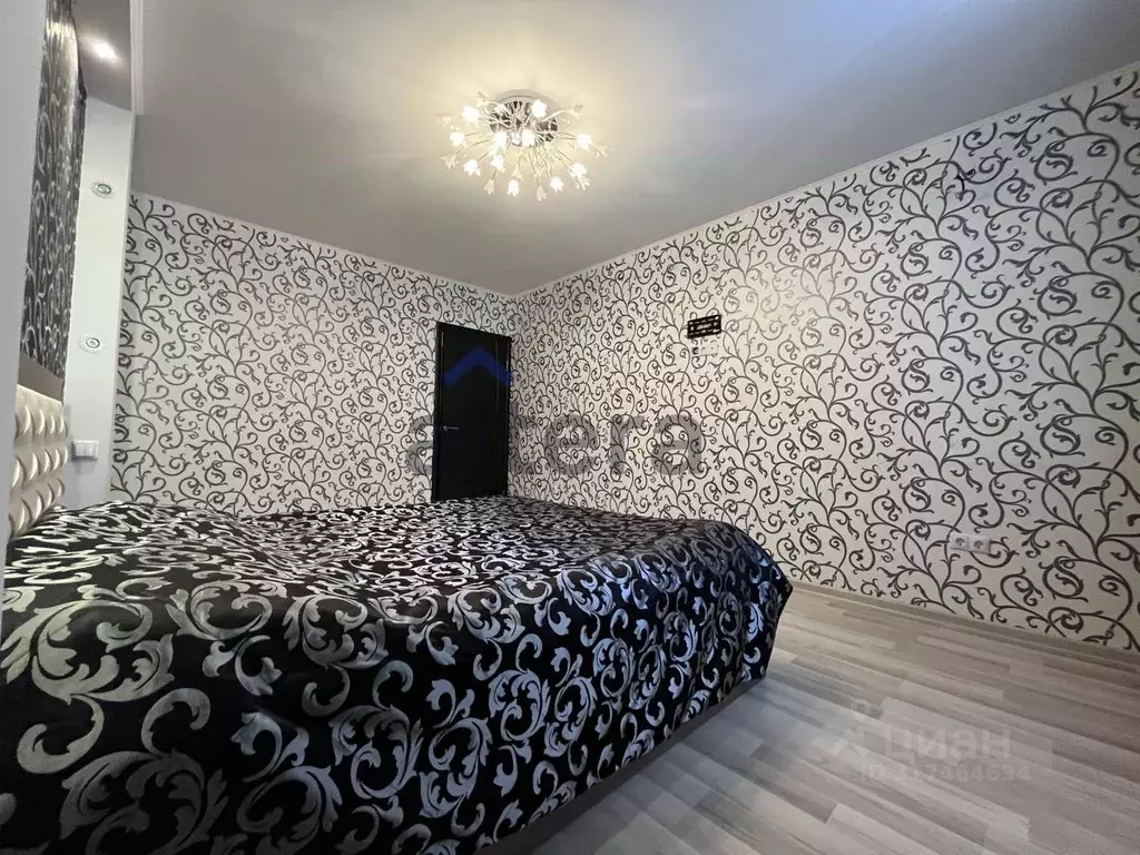 3-к кв. Татарстан, Казань ул. Салиха Батыева, 1 (95.0 м) - Фото 1