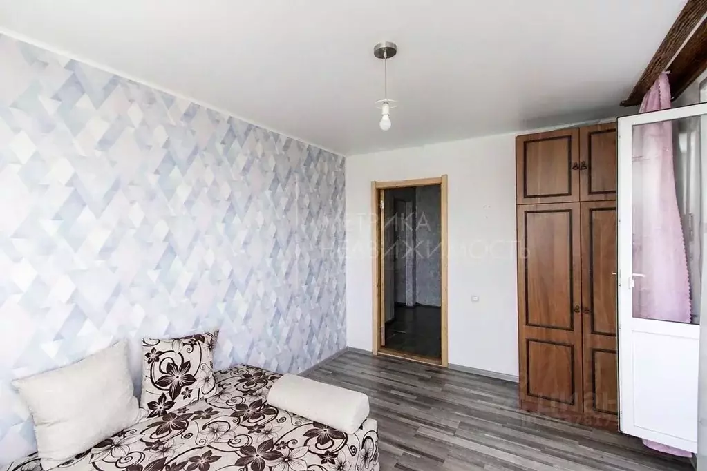 2-к кв. Тюменская область, Тюмень ул. Елизарова, 49 (53.5 м) - Фото 1