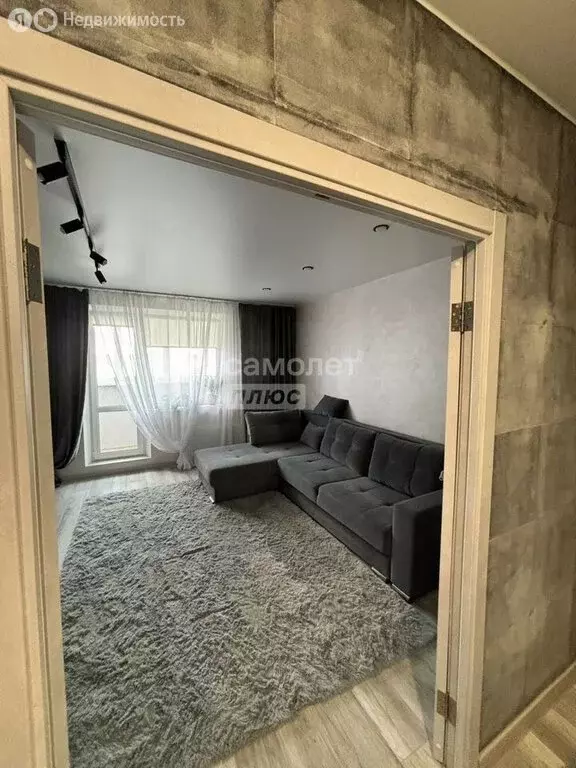 2-комнатная квартира: Миасс, улица Романенко, 4 (56.8 м) - Фото 1