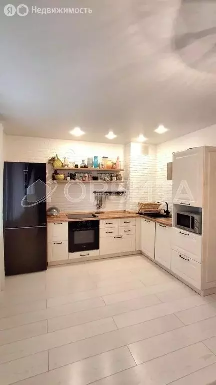 2-комнатная квартира: Тюмень, Газопромысловая улица, 1к1 (58.8 м) - Фото 1