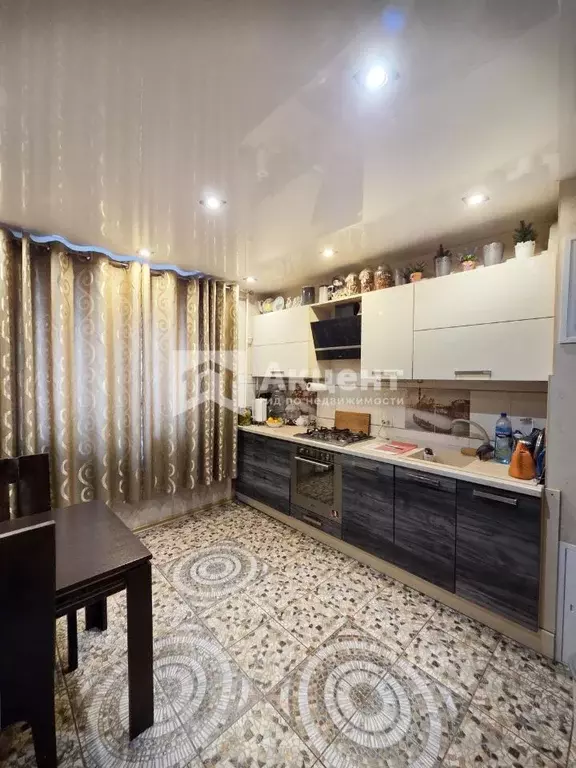 3-к кв. Ивановская область, Иваново ул. Куконковых, 150 (64.1 м) - Фото 1