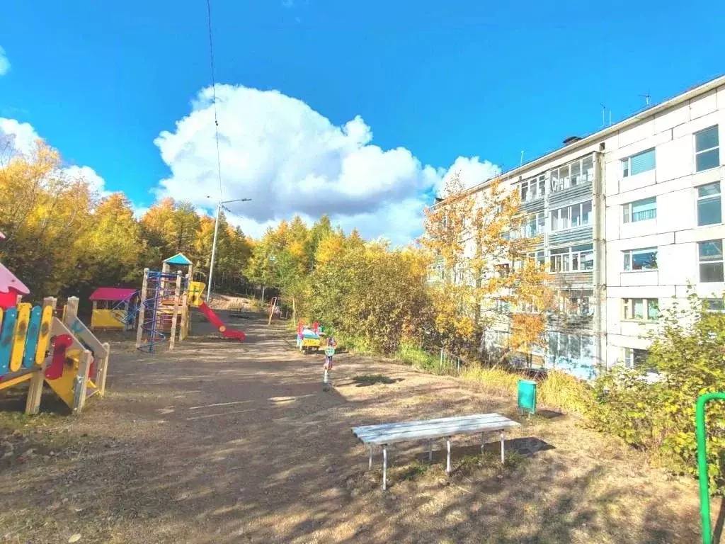 3-к кв. Магаданская область, Сокол пгт ул. Королева, 4 (72.3 м) - Фото 2