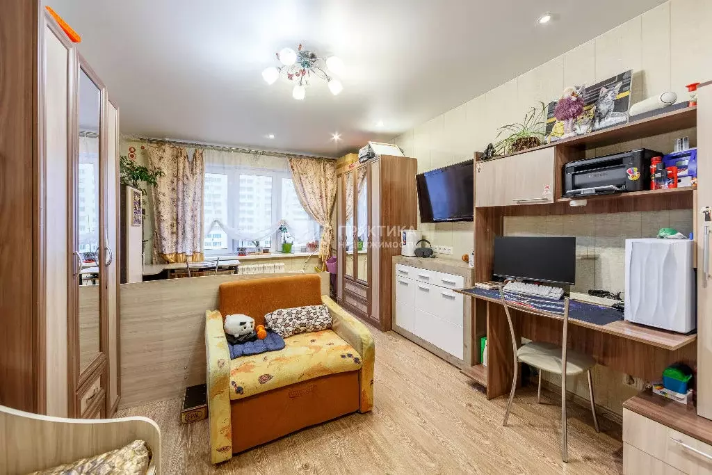 Продается 2-комнатная квартира - Фото 1