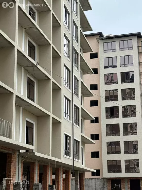 2-комнатная квартира: Нальчик, улица Ашурова, 1 (72 м) - Фото 2